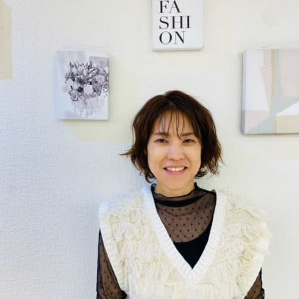 EARTH/A EARTH 松山銀天街店【アース オーセンティック トマツヤマギンテンガイテン】のスタッフ紹介。甘井 夕香