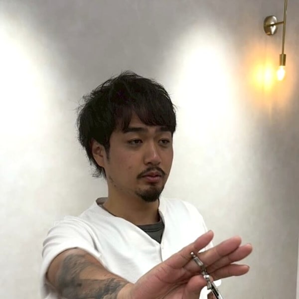 美容室 FINE 小岩店【ファイン】【ビヨウシツ ファイン コイワテン】のスタッフ紹介。松村 勇輝 [小岩]