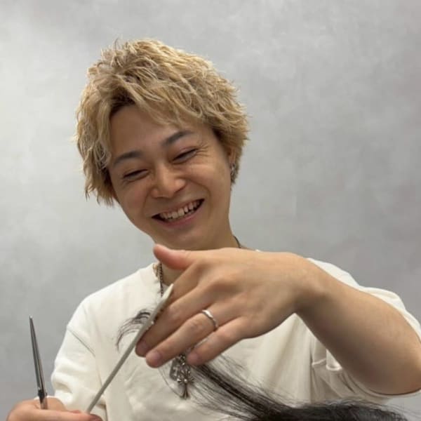 美容室 MEN'S HAIR Lex 小岩【メンズ ヘア レックス】【ビヨウシツ メンズヘア レックス コイワ】のスタッフ紹介。近藤 [小岩]