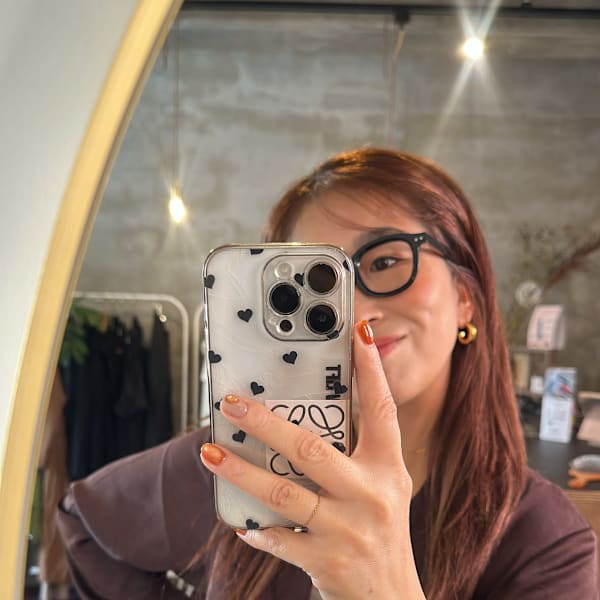 アイブロウサロン LINK B WAXING【眉毛専門店】【アイブロウサロン リンクビーワクシング】のスタッフ紹介。エリ ワダ