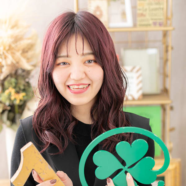 COVER HAIR bliss【カバーヘア ブリス】大宮/大宮西口店【カバー ヘア ブリス オオミヤ オオミヤニシグチテン】のスタッフ紹介。中里 沙妃