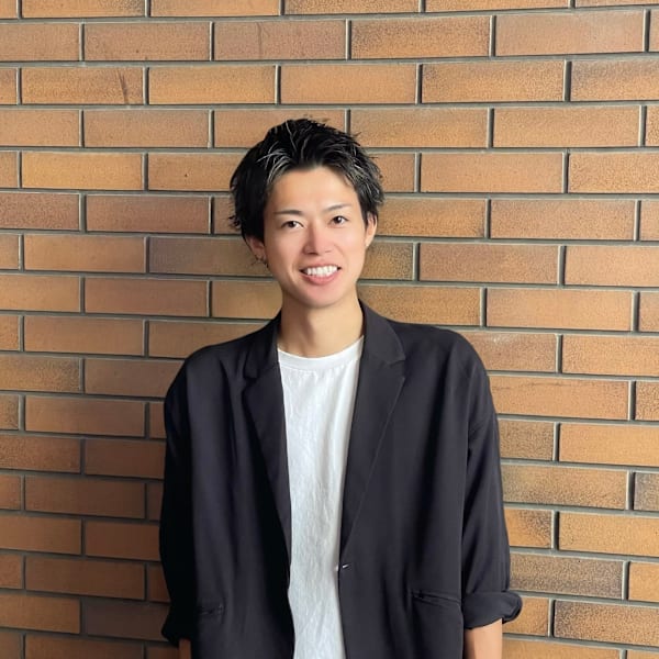 AROMA hair studio 仙台店【アロマ ヘアー スタジオ センダイテン】のスタッフ紹介。murakami