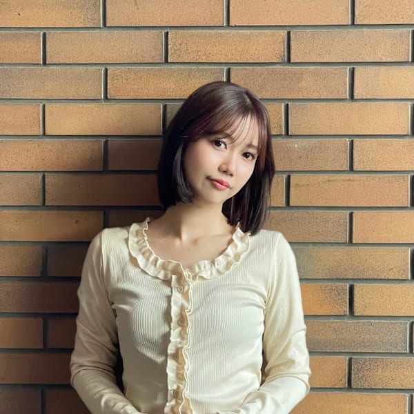 AROMA hair studio 仙台店【アロマ ヘアー スタジオ センダイテン】のスタッフ紹介。yoshimi