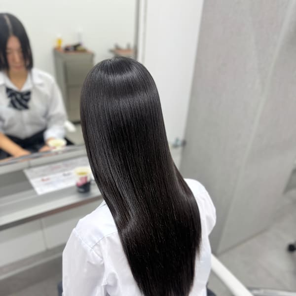 Loe元町 / 美髪縮毛矯正