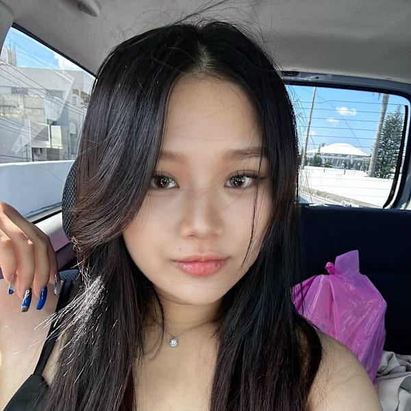 ふんわり眉毛とLEDマツエクの専門店 ぷりゅねる 難波【まつげパーマ/パリジェンヌ】【フンワリマツゲトエルイーディーマツエクノセンモンテン プリュネル ナンバ マツゲパーマ パリジェンヌ】のスタッフ紹介。ユミ