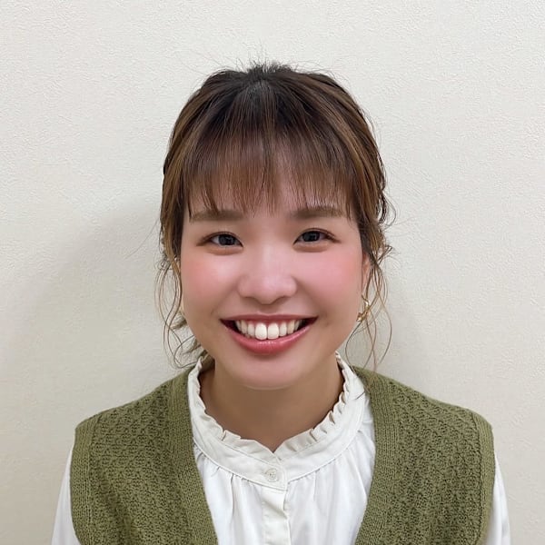 美容室クラフト 佐倉ユーカリが丘店【ビヨウシツクラフトサクラユーカリガオカテン】のスタッフ紹介。松本 莉奈