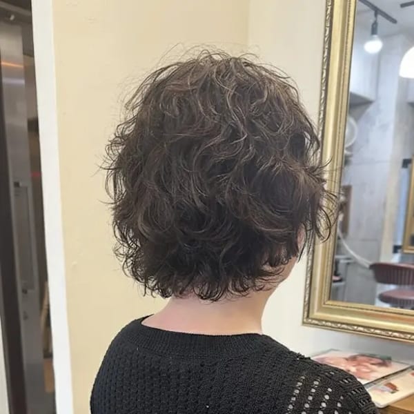 トリエ エマルジョン 10を3プッシュ使用。  根元からハー