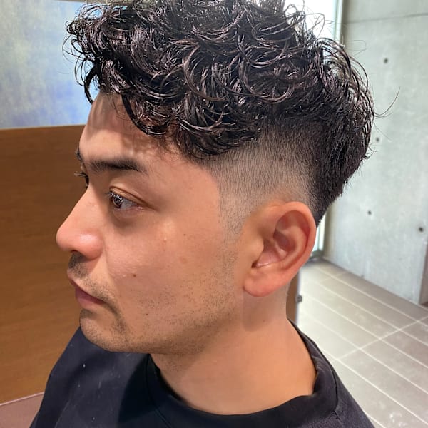 フェードパーマ