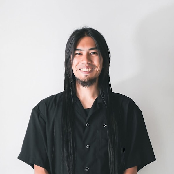 Dijon 髪質改善×ダブルカラー×縮毛矯正 渋谷 原宿 表参道【ディジョン】【ディジョン カミシツカイゼン ダブルカラー シュクモウキョウセイ シブヤ ハラジュク オモテサンドウ】のスタッフ紹介。REN