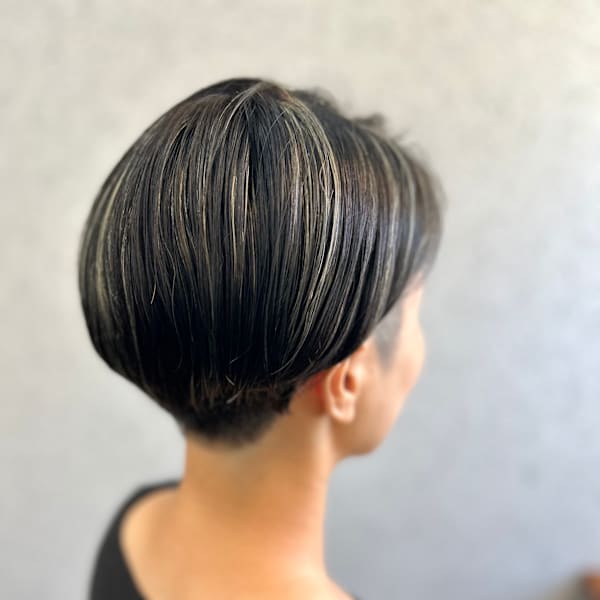 大人ハンサムショート