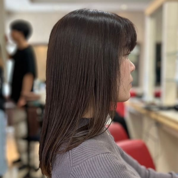 アッシュブラウンストレートロング