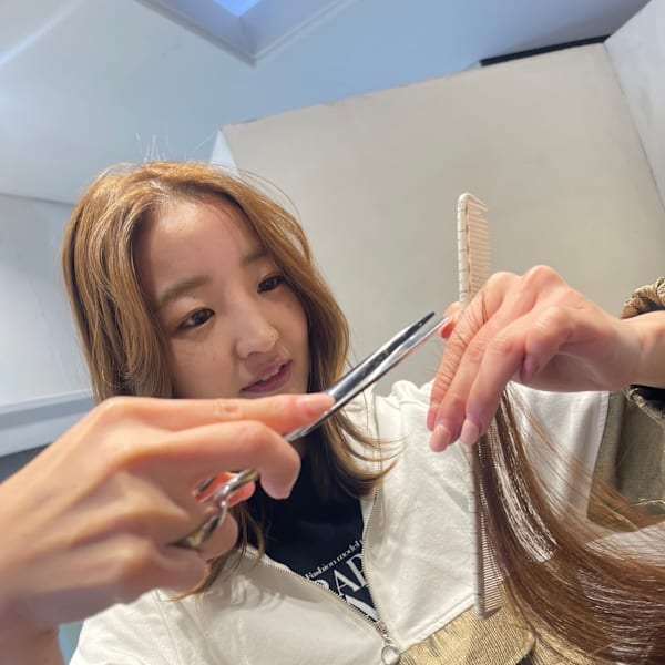 SANKARI 船木店【サンカリ フナキテン】のスタッフ紹介。Sara