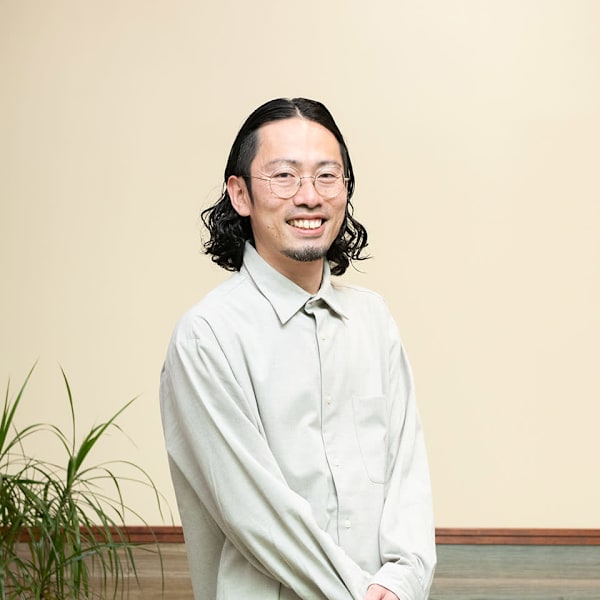 hair canvas【ヘア キャンバス】のスタッフ紹介。見附 允和