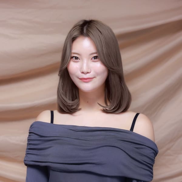 Levi 神楽坂【レヴィ カグラザカ】のスタッフ紹介。Chikaze