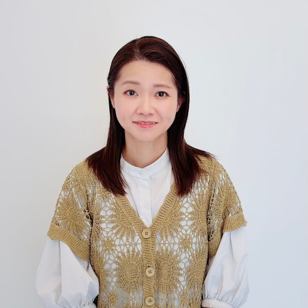 RU10C【ルージュシー】のスタッフ紹介。石森 未香