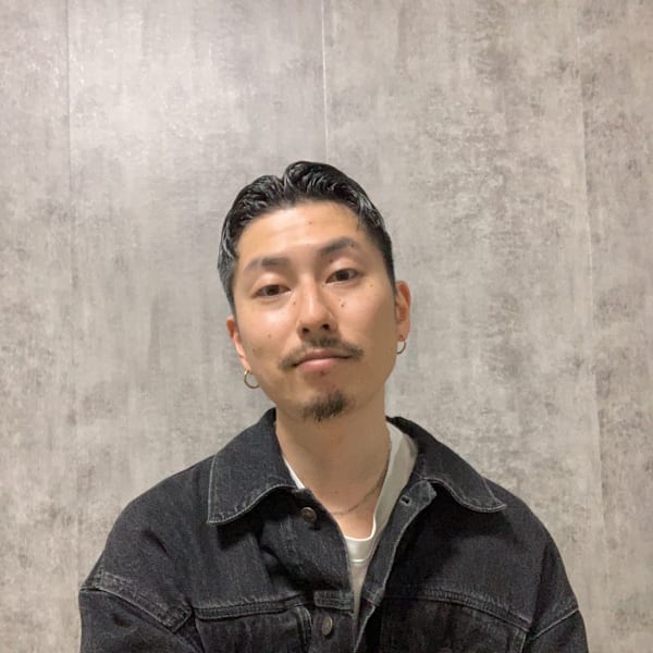 OUR LAGOM classics【アワー ラーゴム クラシックス】のスタッフ紹介。山口 JUNPEI