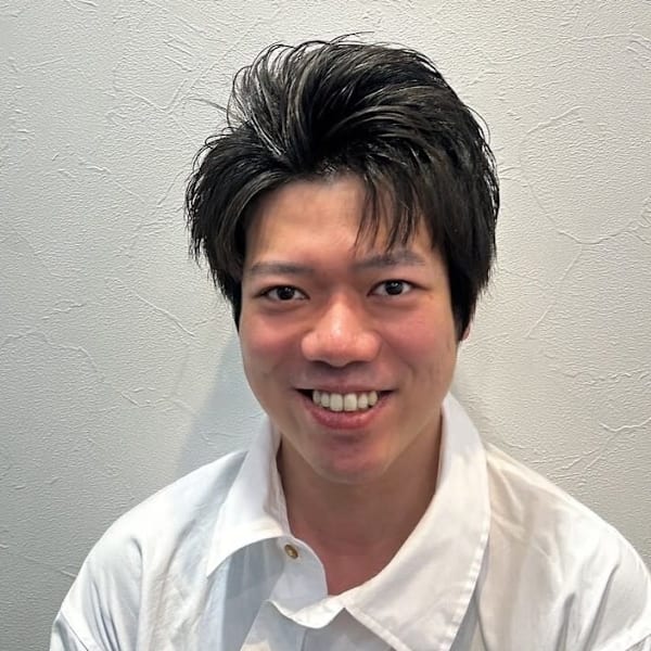 美容室 aile 上大岡店【エイル】【ビヨウシツ エイル カミオオオカテン】のスタッフ紹介。motoi [上大岡]