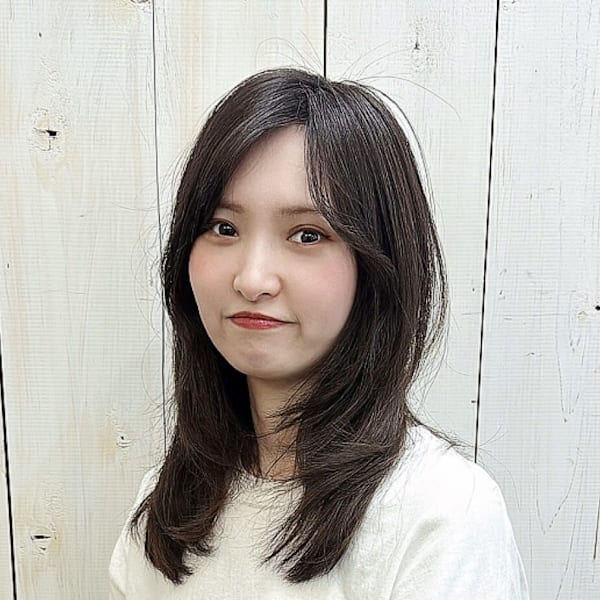 美容室 Seep 小岩店【シープ】【ビヨウシツ シープ コイワテン】のスタッフ紹介。Moe モエ