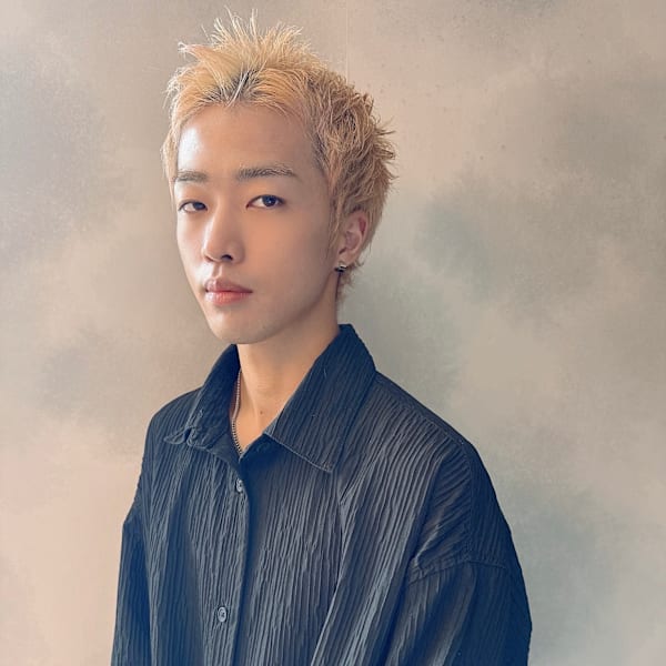 美容室Glimpse中津本店【ビヨウシツグリンプス ナカツホンテン】のスタッフ紹介。倉谷 恭平