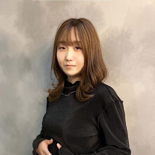 美容室Glimpse中津本店【ビヨウシツグリンプス ナカツホンテン】のスタッフ紹介。竹田 有沙