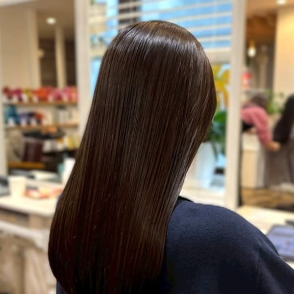 オリーブグレージュカラー 透明感カラー 髪質改善 ストレート|hair salon Rich 横須賀中央店