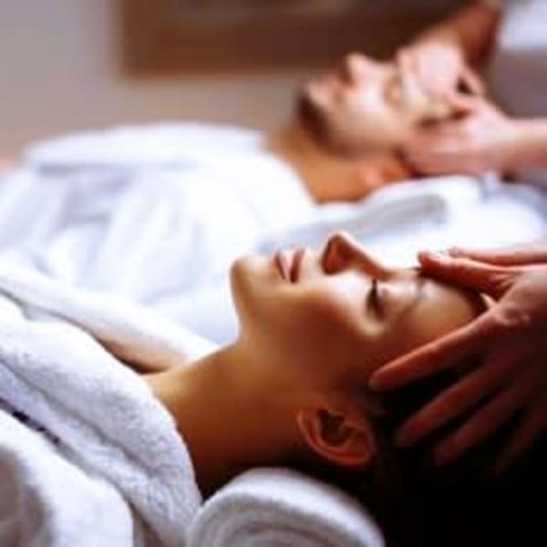 ゆらぎ【ユラギ】のスタッフ紹介。ルナ