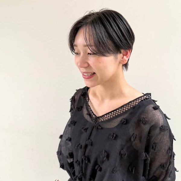 MUKU hair 御幸店【ムクヘア ミユキテン】のスタッフ紹介。柚木 美里