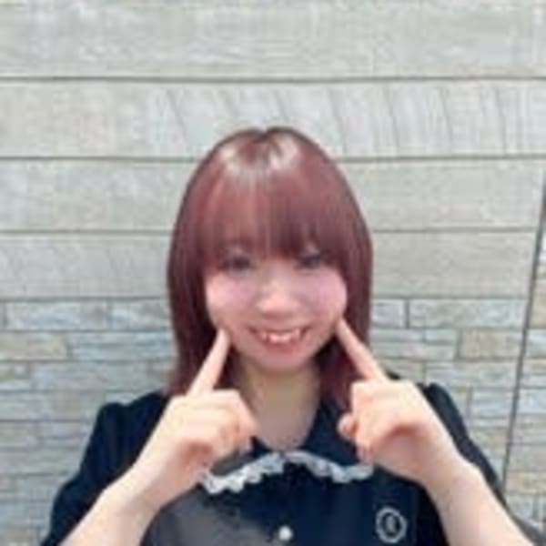 HAIR & MAKE EARTH 宮崎昭栄店【ヘアメイクアース ミヤザキショウエイテン】のスタッフ紹介。竹平愛鈴