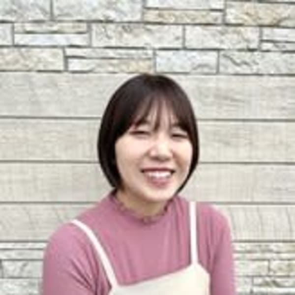 HAIR & MAKE EARTH 宮崎昭栄店【ヘアメイクアース ミヤザキショウエイテン】のスタッフ紹介。黒木菜那