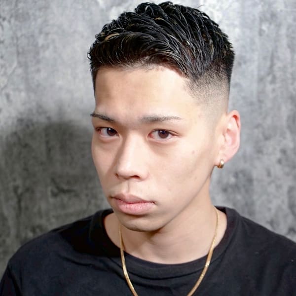 フェザーアップ×スキンフェード
