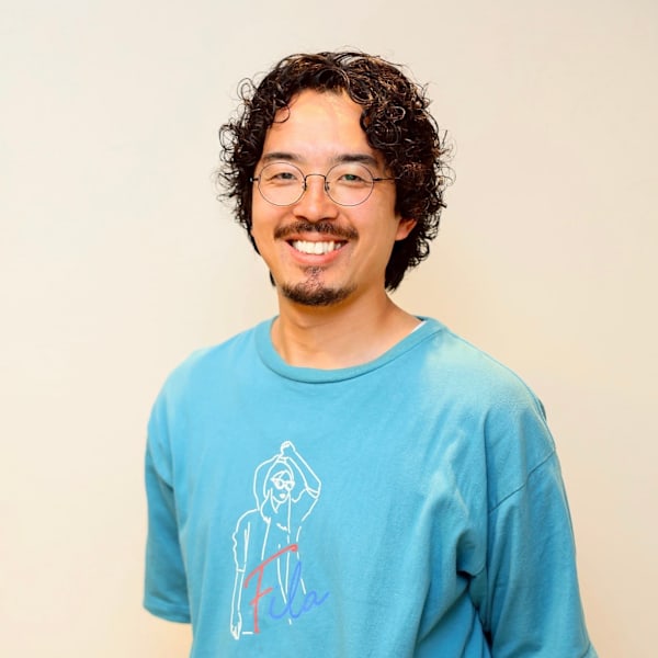 hair make an・nico【ヘアー　メイク　アンニコ】のスタッフ紹介。柴田芳博