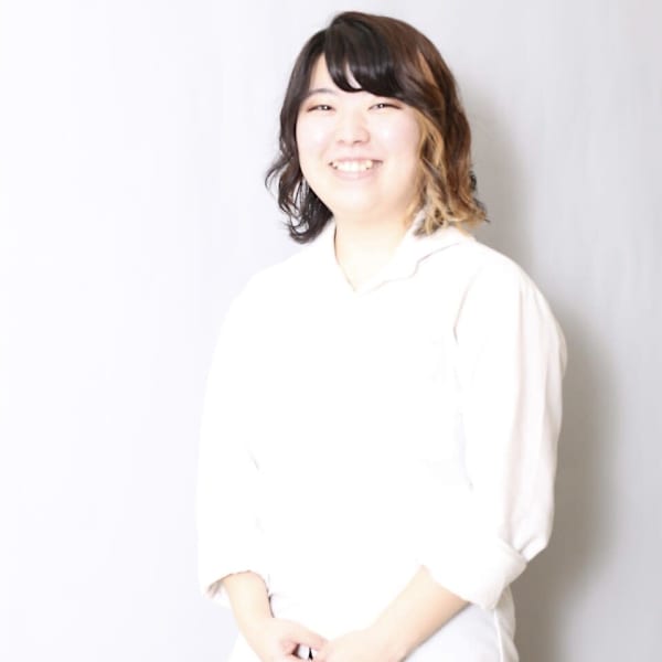 QUARTER 春日・後楽園【クオーター カスガ コウラクエン】のスタッフ紹介。小西 麗歌