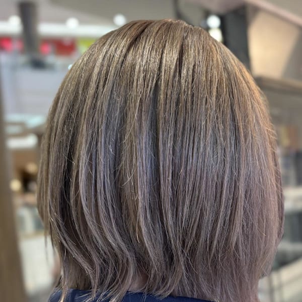 ミルクティーベージュ