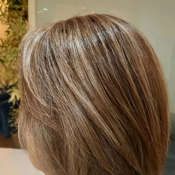 白髪ぼかしハイライト|Beautissimo 東長崎