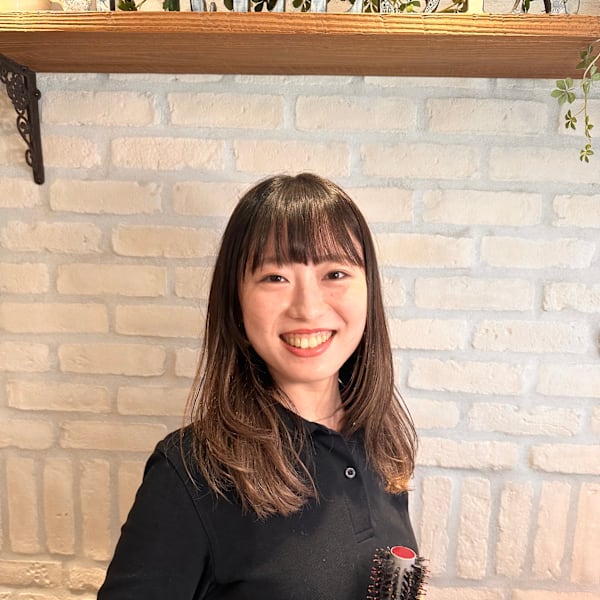 freesia【フリージア】【フリージア】のスタッフ紹介。natsu