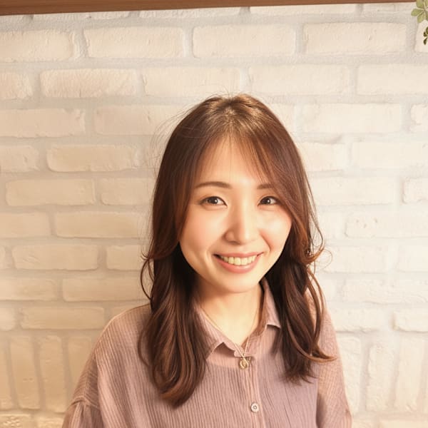 freesia【フリージア】【フリージア】のスタッフ紹介。Kaori