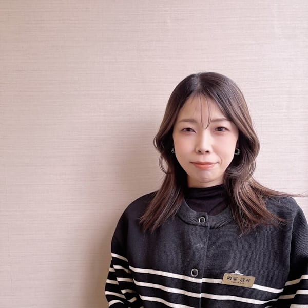 ネイルサロンRUXE【リュクス】【ネイルサロンリュクス】のスタッフ紹介。アベ サヤカ