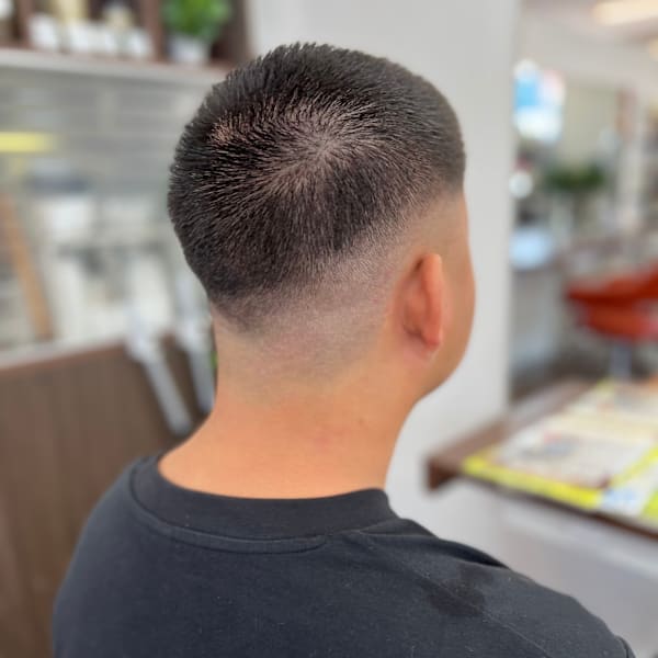 フェードボウズ|VAN family 四ツ居店