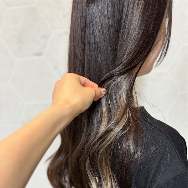 (阿部)ピアスカラー|hair salon ulu