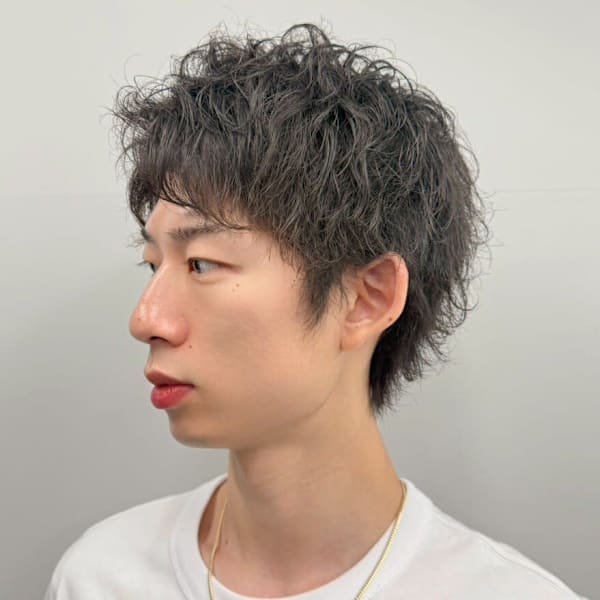 ツイストスパイラルパーマ 束感 センターパート 癖毛風パーマ|髪質改善 SEPT. 天神大名