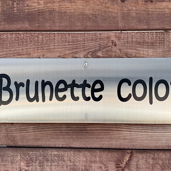 Brunette color【ブルネットカラー】【ブルネットカラー】のスタッフ紹介。名郷 喜久美