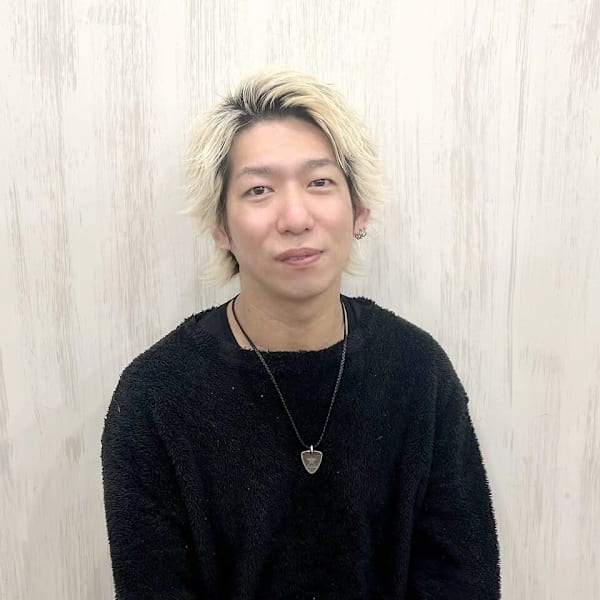 MEN'S SOURCE 堺東【メンズ ソース サカイヒガシ】のスタッフ紹介。野崎 利揮