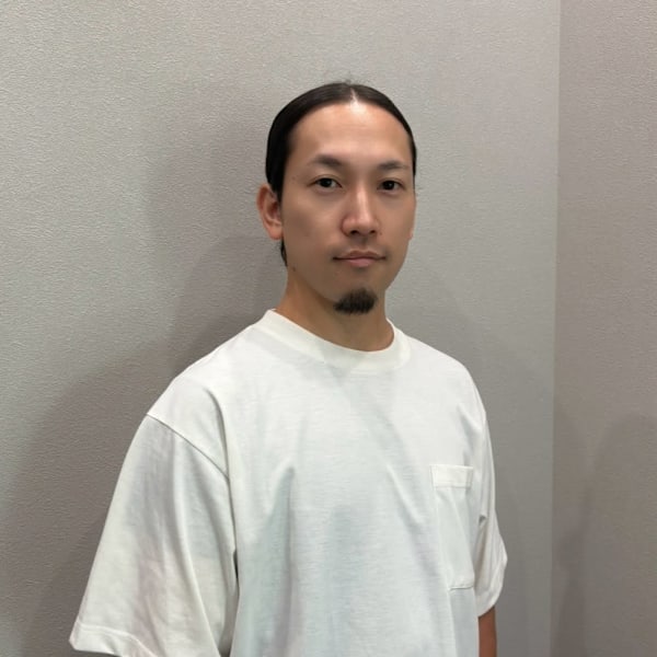 sole【ソール】のスタッフ紹介。冨永 真弘