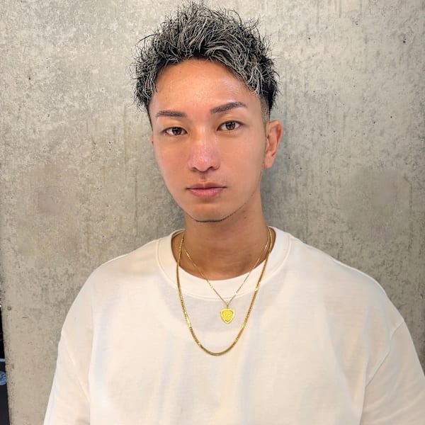 sweep 平尾【スウィープ　ヒラオ】のスタッフ紹介。豊塚 幸嗣