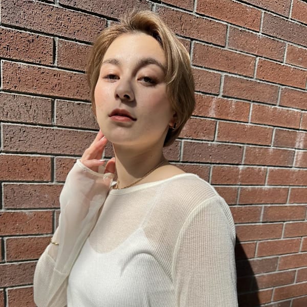 【AIR大阪】山本莉子　Blonde Short|AIR 大阪