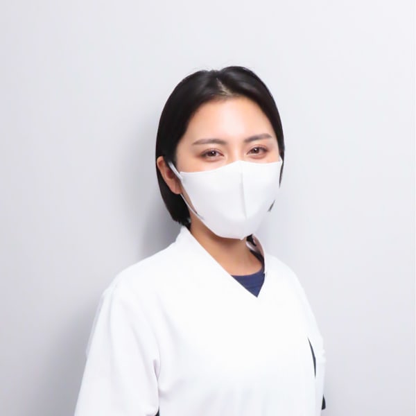 Refashion 新宿店【美容脱毛/シュガーリング/フェイシャル】【リファッション シンジュクテン ビヨウダツモウ シュガーリング フェイシャル】のスタッフ紹介。ヤマダ