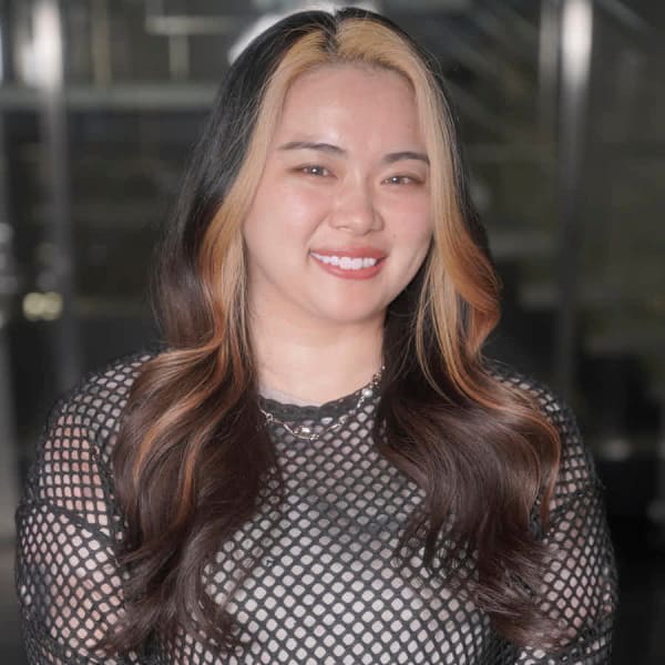 NYNY 阪急西宮北口店【ニューヨークニューヨーク ハンキュウニシノミヤキタグチテン】のスタッフ紹介。佐々木　やすは