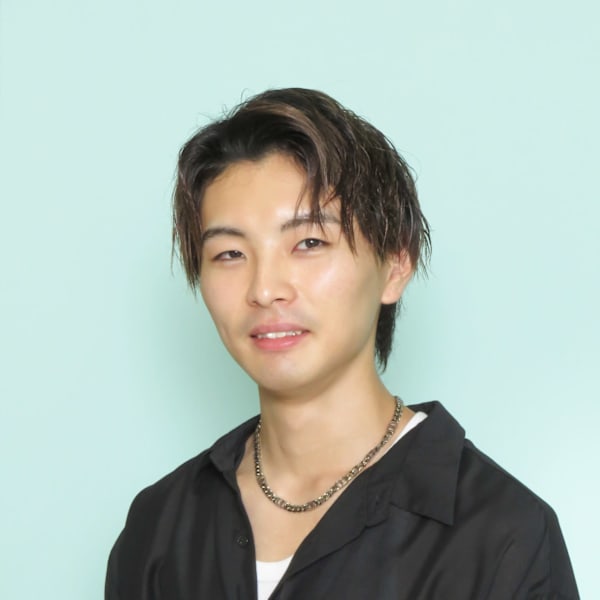 Rapport salon HANARE【ラポールサロンハナレ】のスタッフ紹介。駒田　凪沙