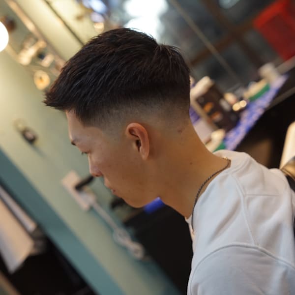 スキンフェード×フェザーアップ