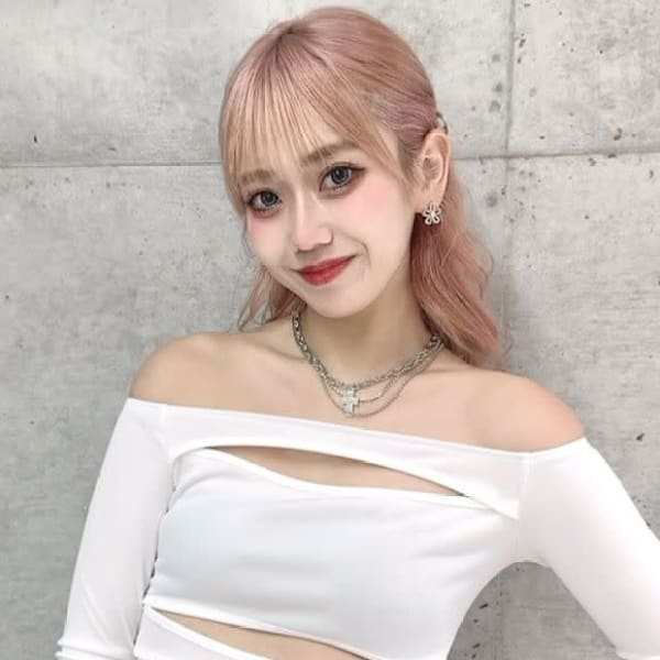 Lond mare 天神大名店【ロンドマーレ テンジンダイミョウテン】のスタッフ紹介。ayana